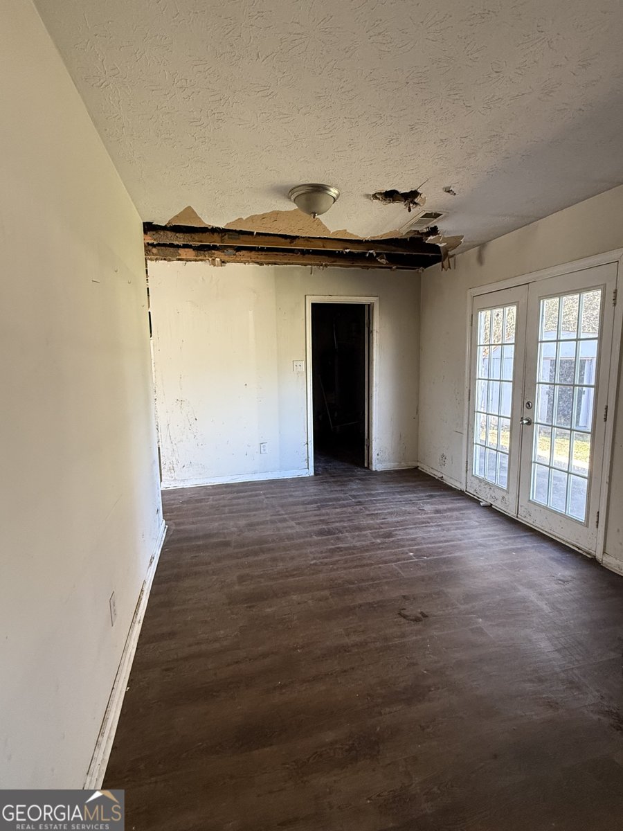 596 Lakeridge Circle Conyers - Photo 6