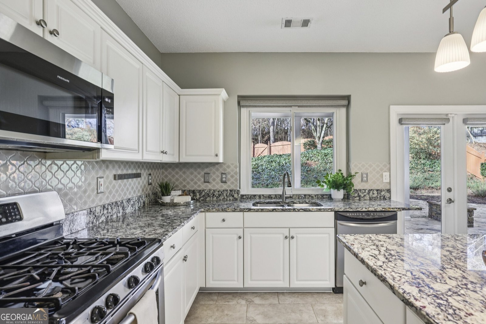 6325 Barwick Lane Johns Creek - Photo 24