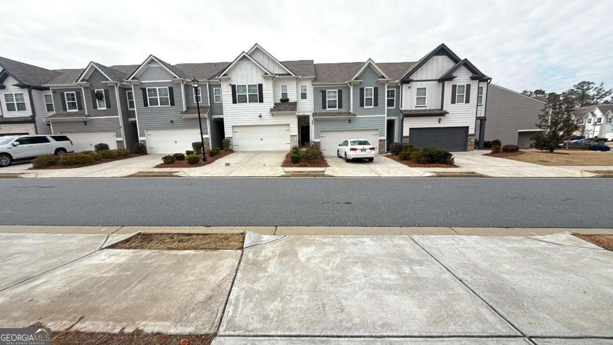 736 Woodstock Grove Drive Woodstock - Photo 1