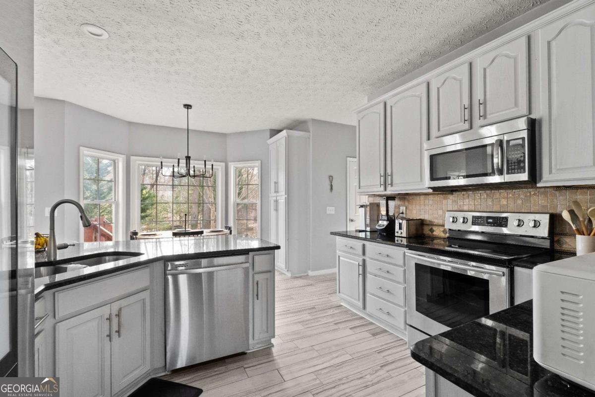 8601 Flint Hill Road Douglasville - Photo 6