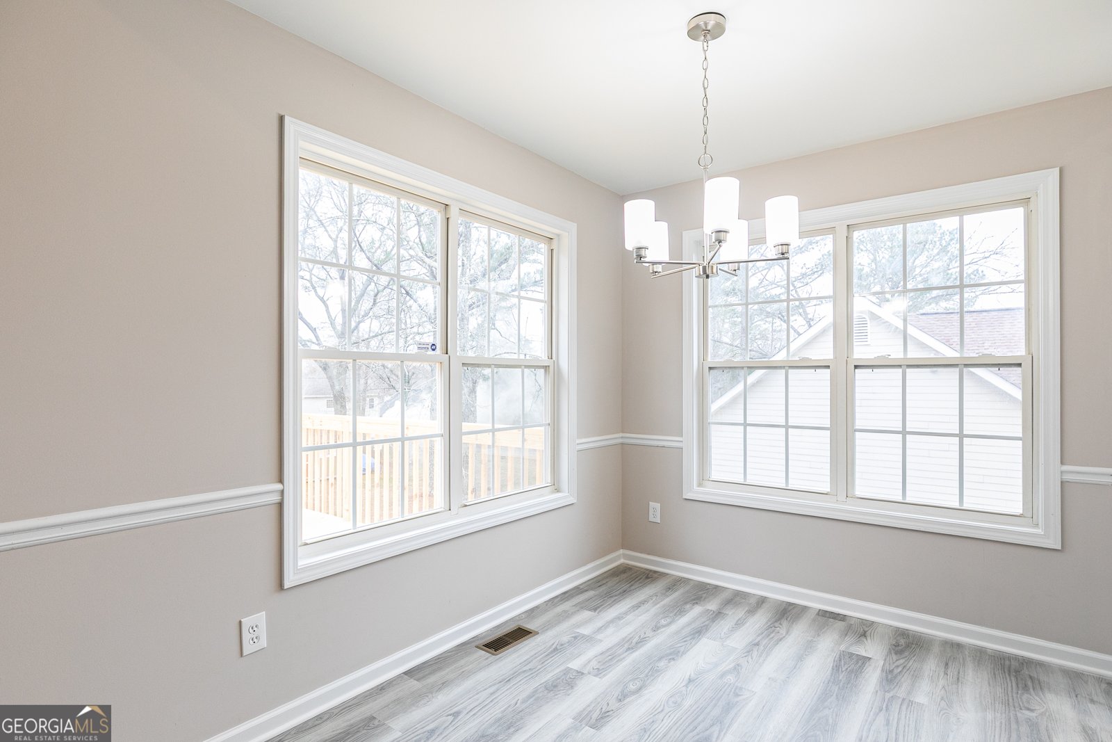 235 Greenfield Way Covington - Photo 10