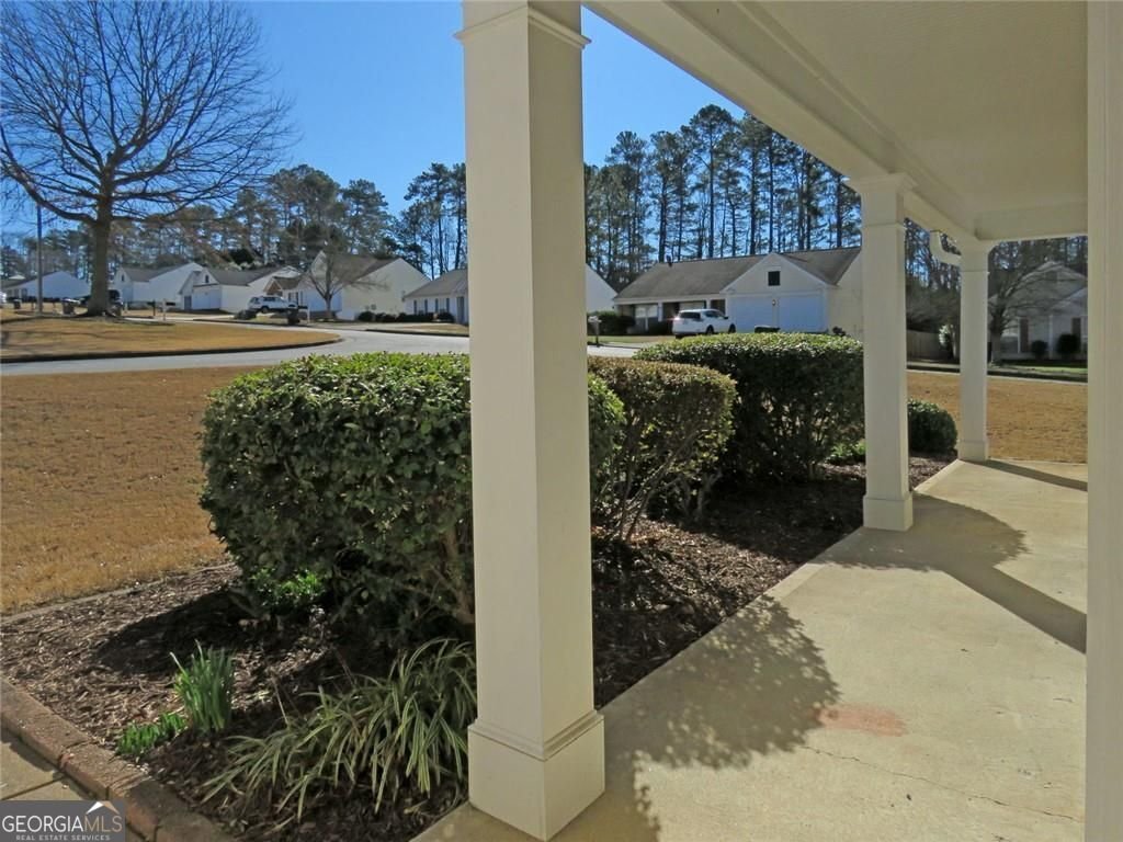 301 Park Forest Court Kennesaw - Photo 6