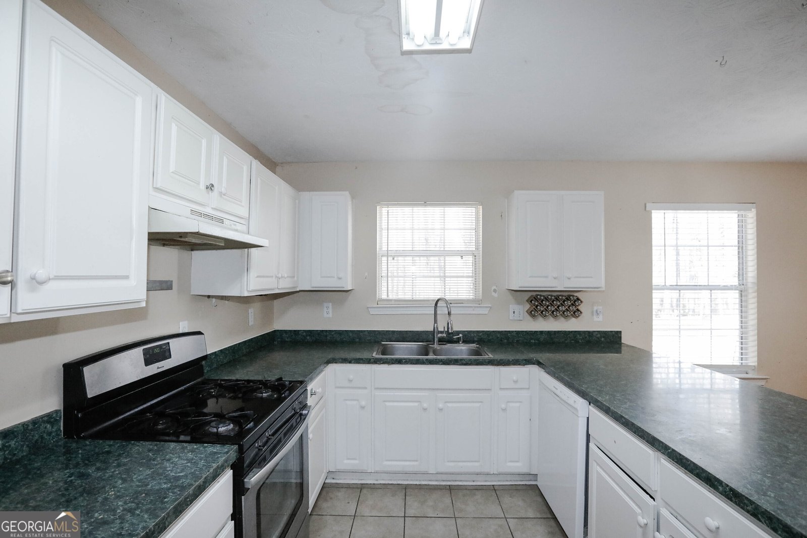 5418 Silver Springs Drive Sugar Hill - Photo 9