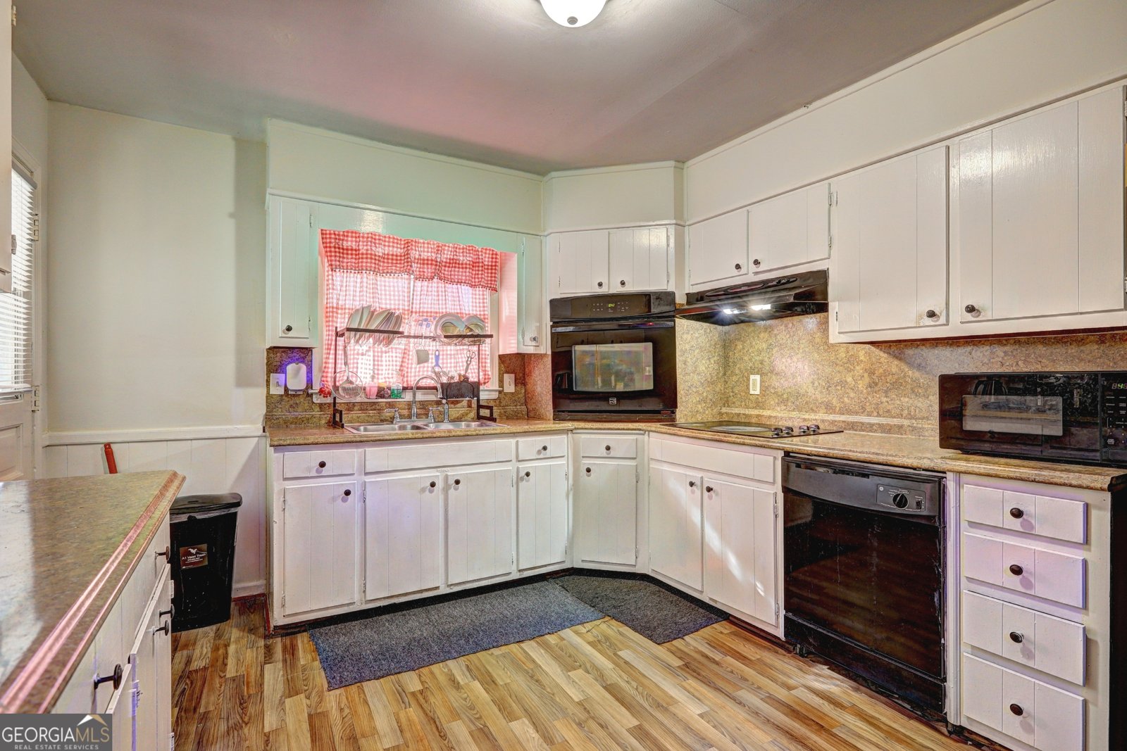 876 Belle Glade Drive Stone Mountain - Photo 9