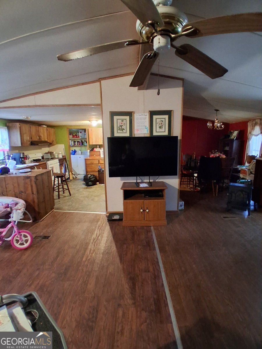 7963 County Road 59 Roanoke - Photo 7