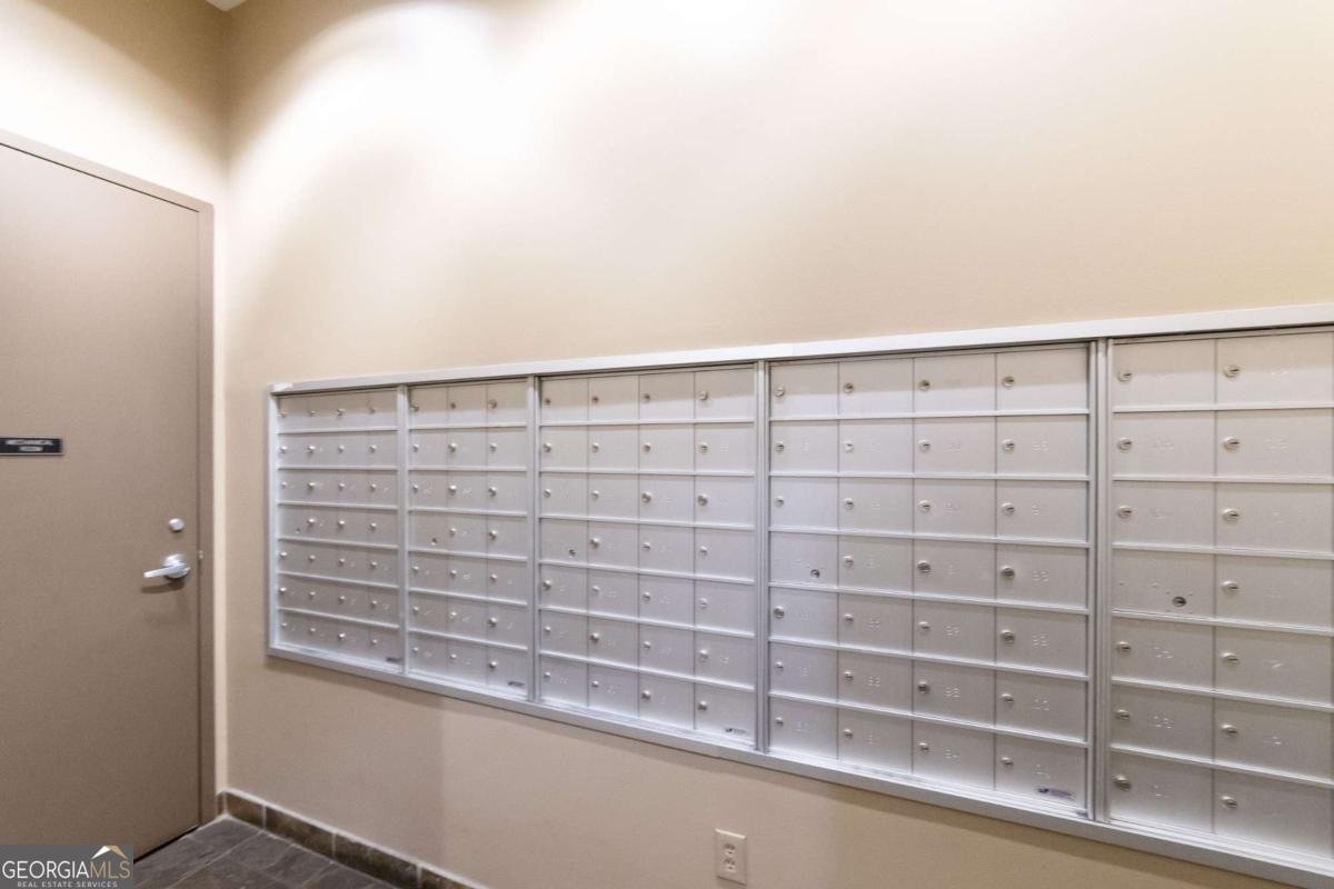 2626 Peachtree Road Atlanta - Photo 70