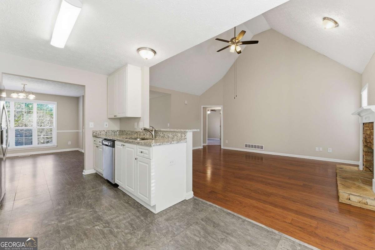 700 Hearthstone Crossing Woodstock - Photo 11