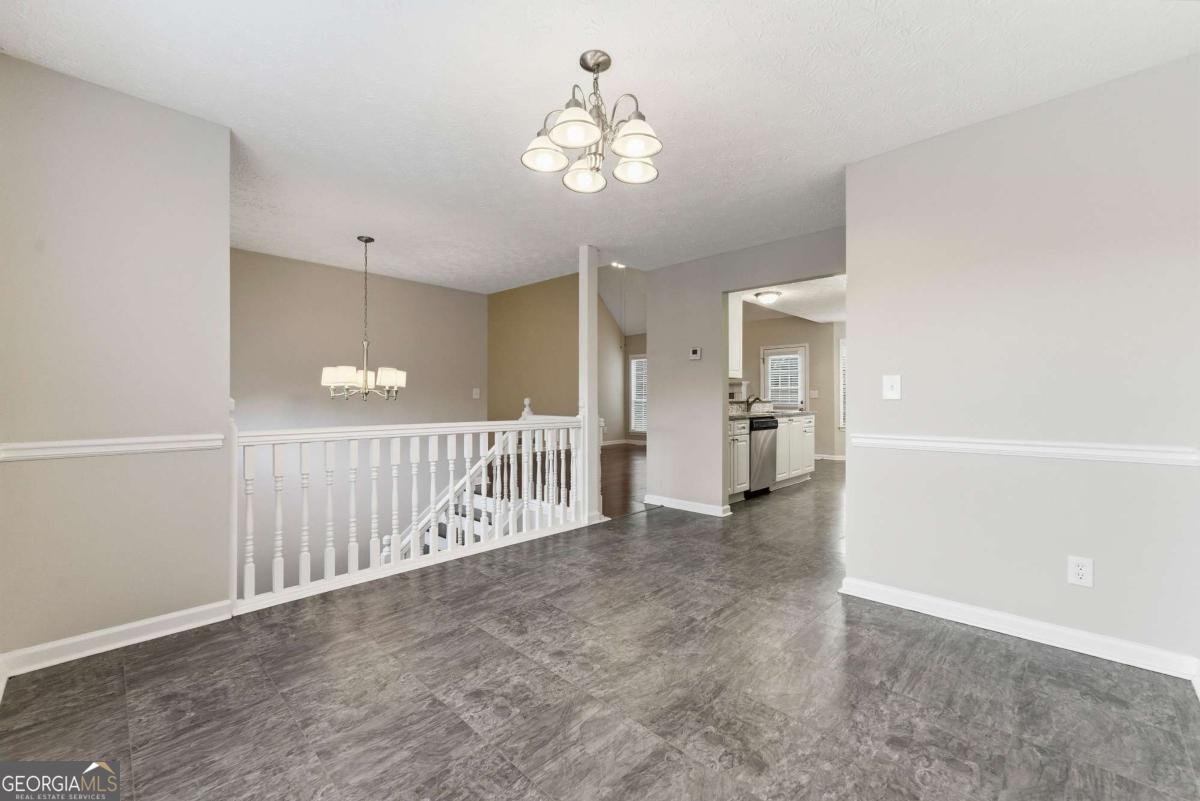 700 Hearthstone Crossing Woodstock - Photo 8