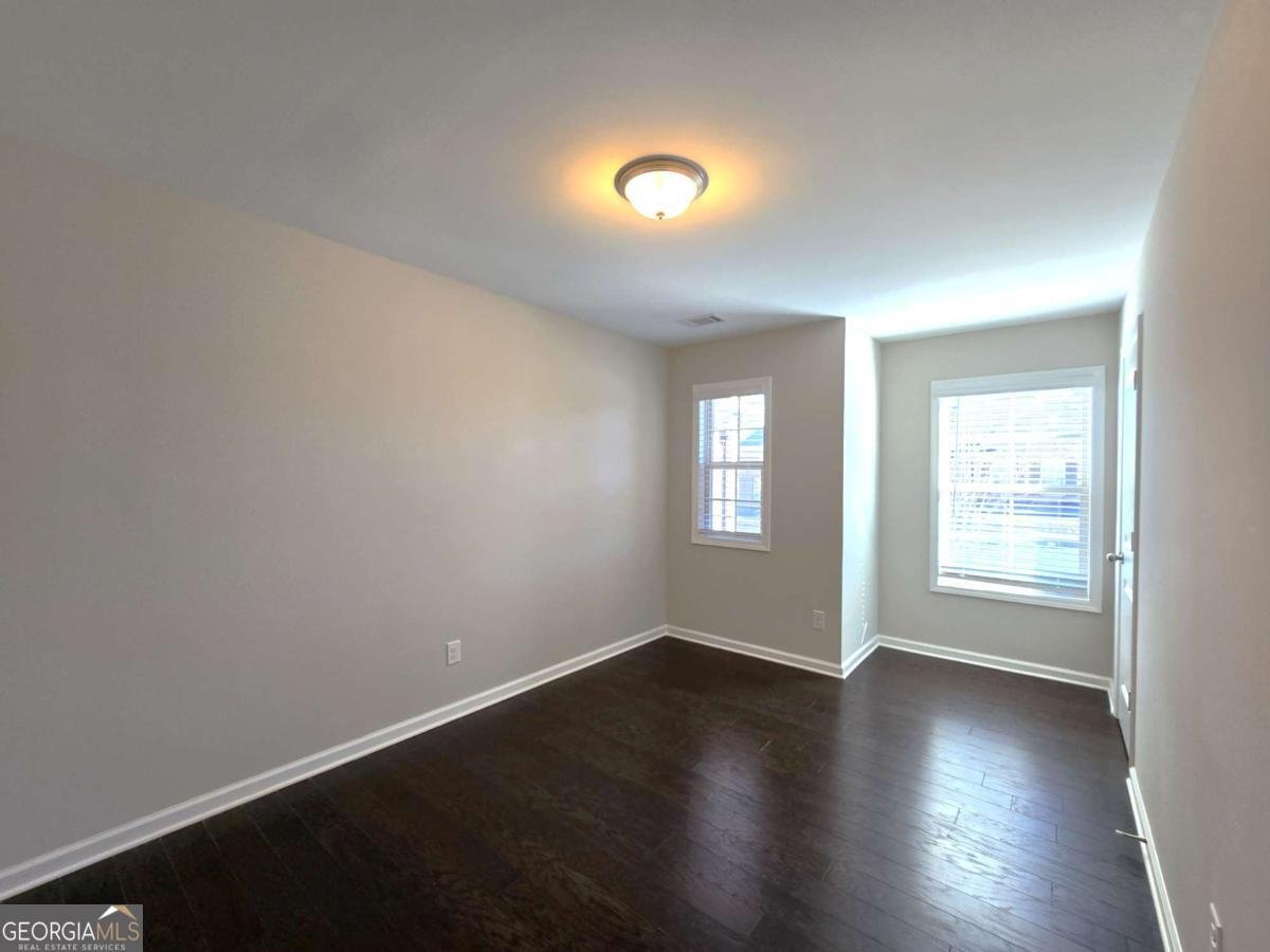 1326 Lanier Vista Drive Buford - Photo 11