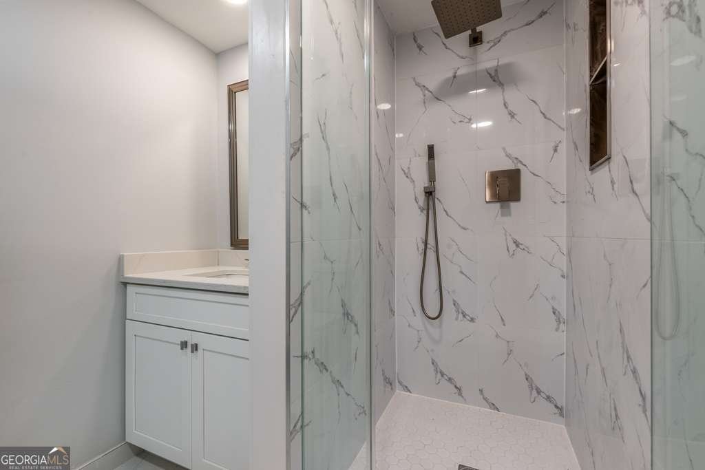 330 London Dale Woodstock - Photo 39