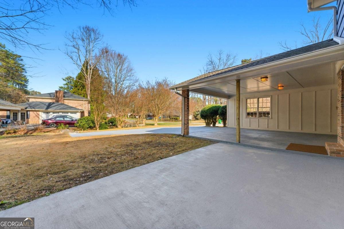 2313 Street Deville Atlanta - Photo 37