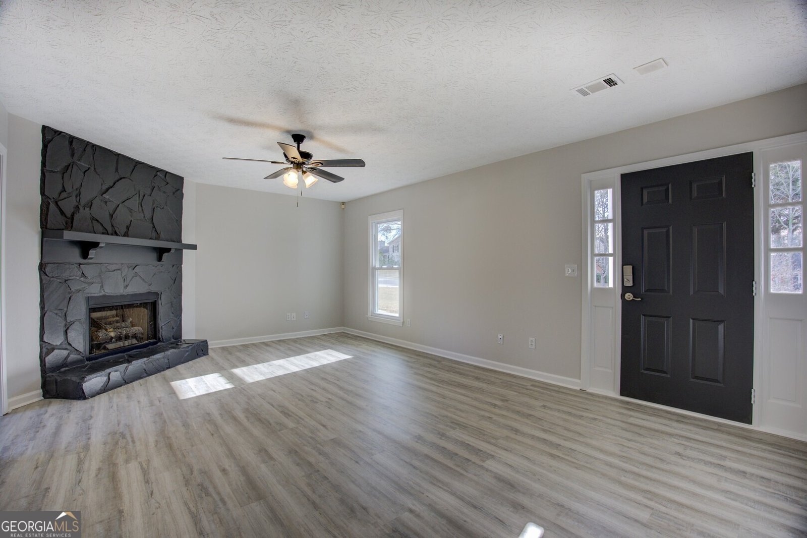 4100 Fox Chase Drive Loganville - Photo 7