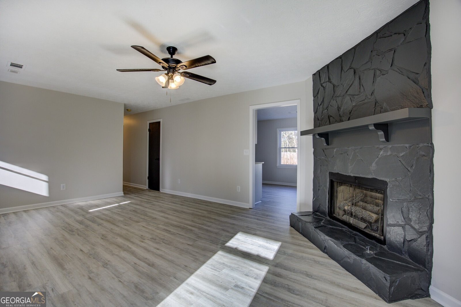 4100 Fox Chase Drive Loganville - Photo 9