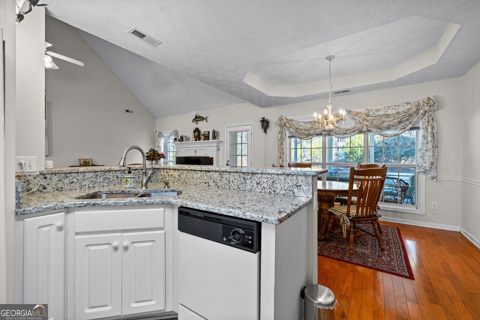 305 Surrey Park Drive Fayetteville - Photo 13