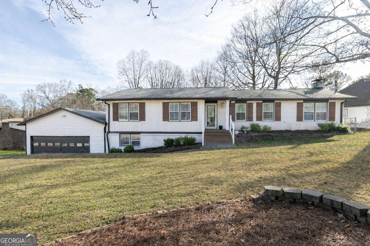 1527 Dupree Road Woodstock - Photo 1