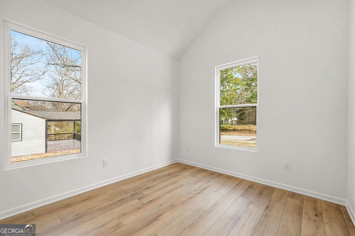 672 Commercial Avenue Atlanta - Photo 23