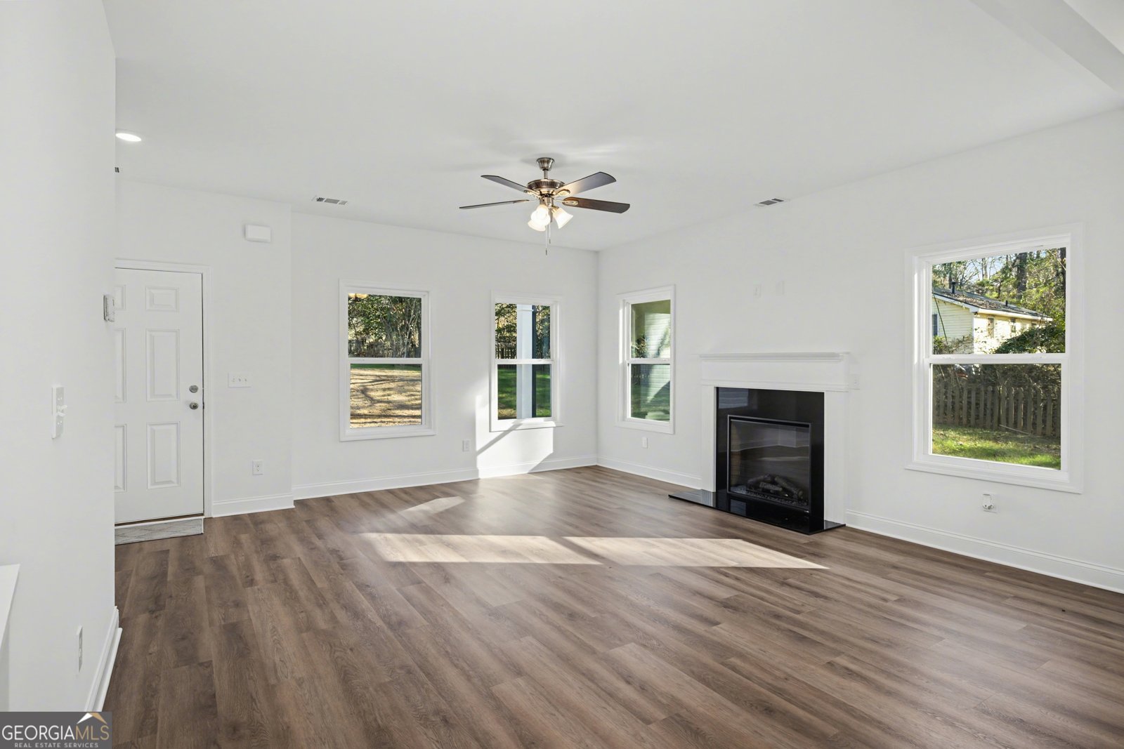 615 McDonough Road Griffin - Photo 23