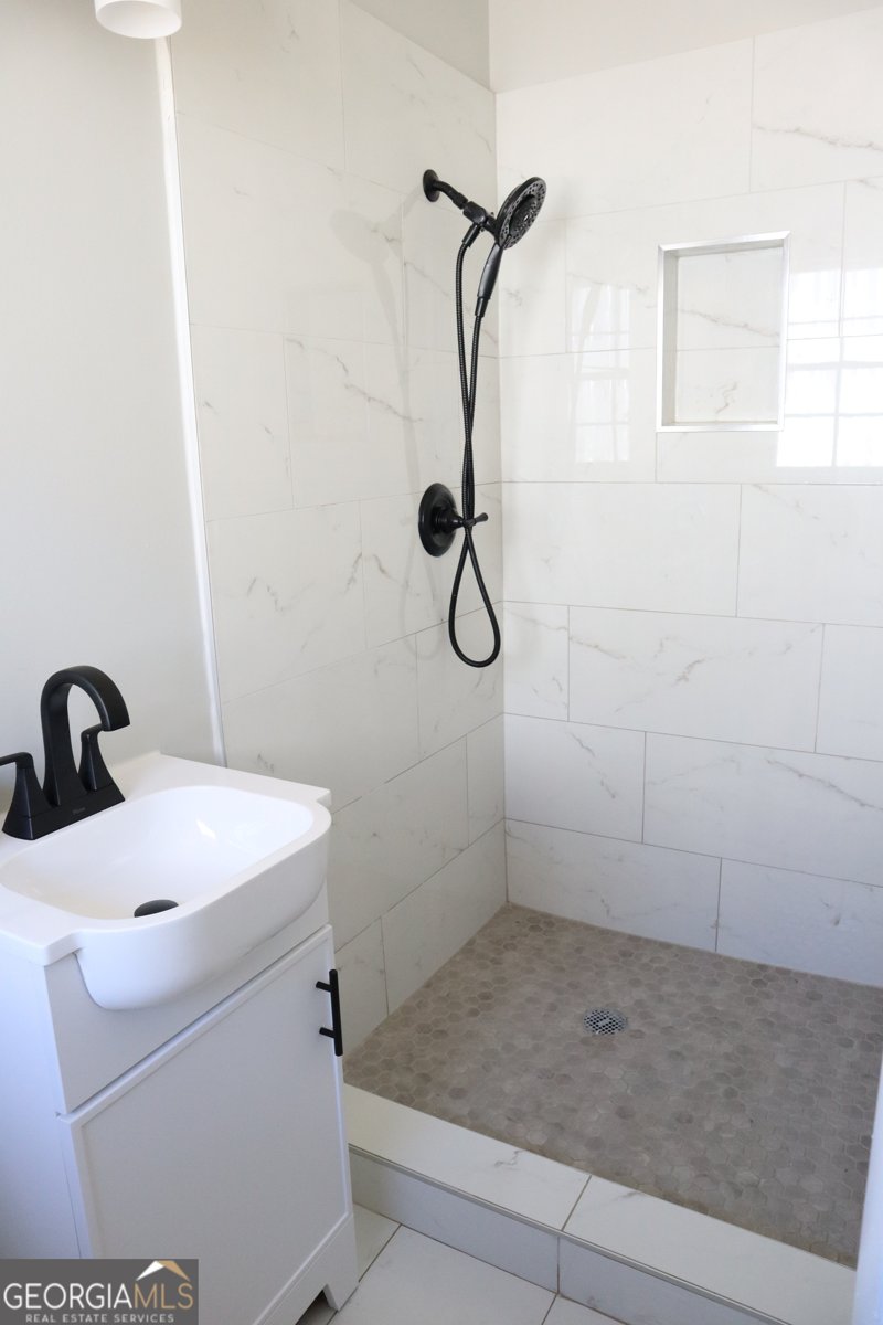 109 Edison Drive Stockbridge - Photo 16