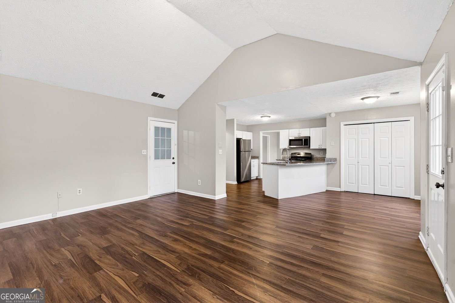 979 Oakwood Chase Circle Stone Mountain - Photo 13