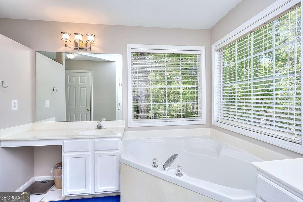 1285 Great Oaks Drive Lawrenceville - Photo 13