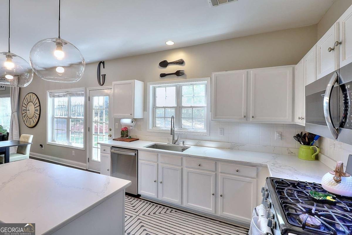 1285 Great Oaks Drive Lawrenceville - Photo 35