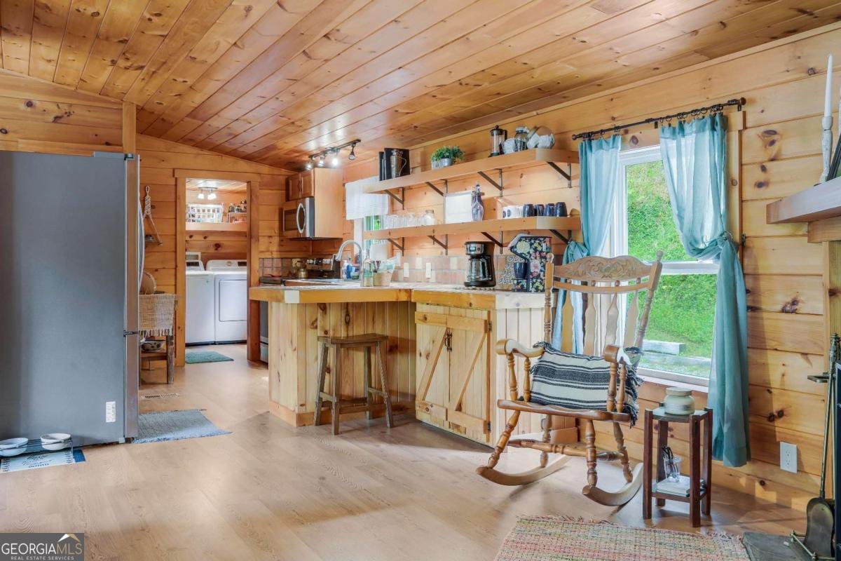 1390 Snake Nation Road Blue Ridge - Photo 11