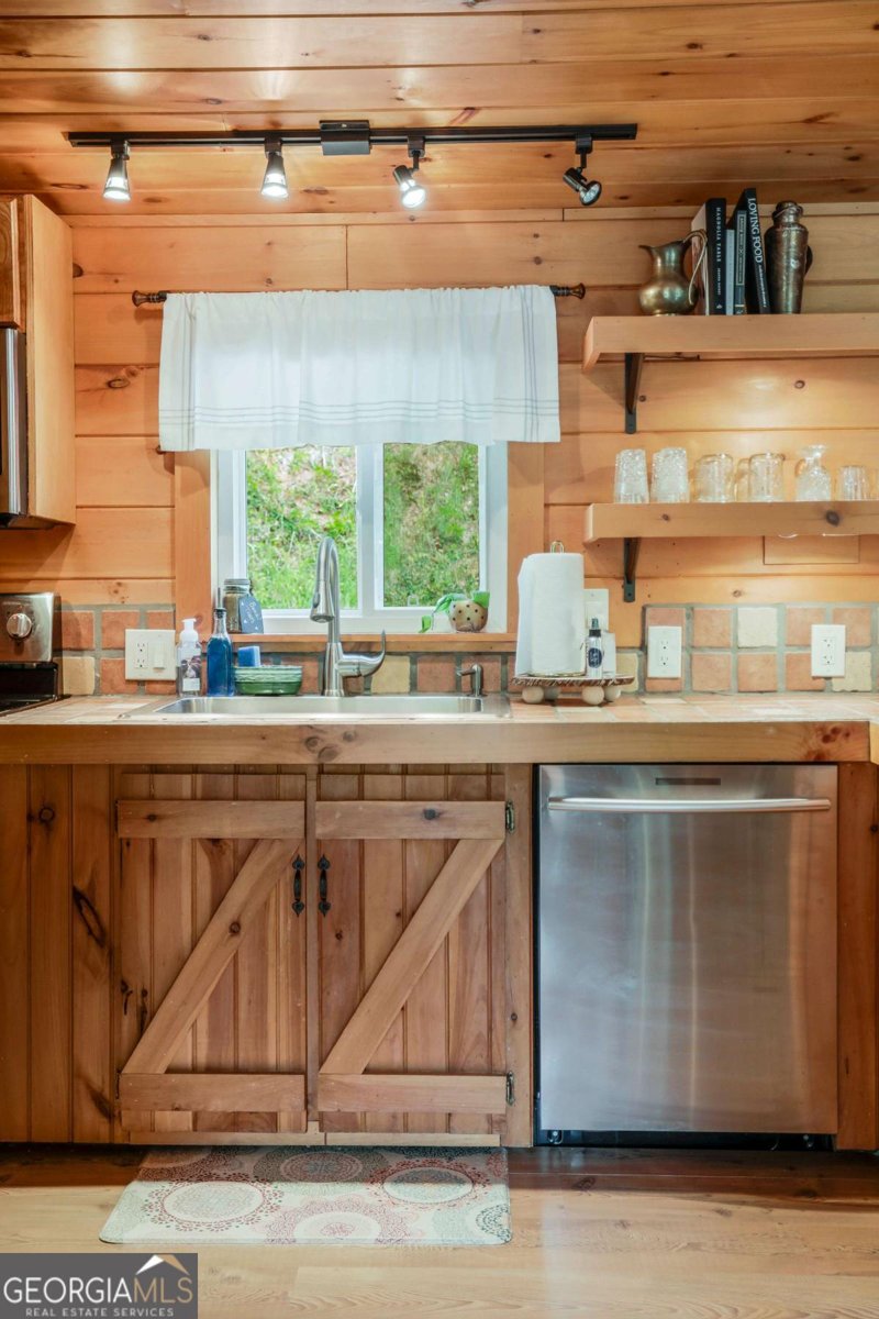 1390 Snake Nation Road Blue Ridge - Photo 31