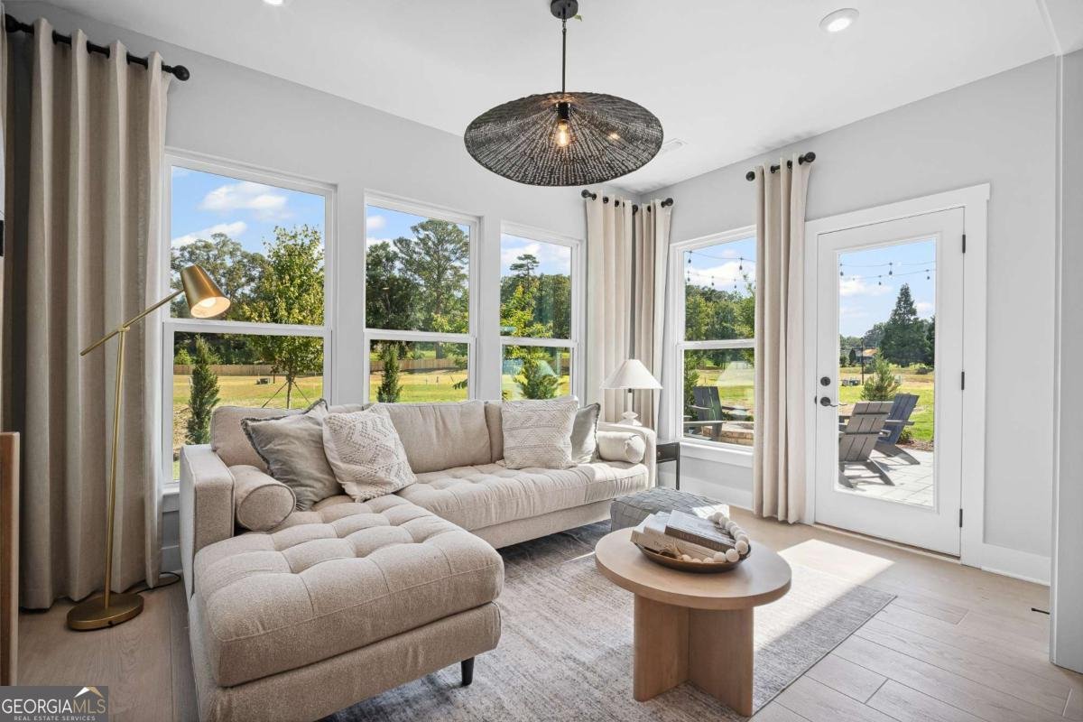 4645 Rosarian Drive Cumming - Photo 14