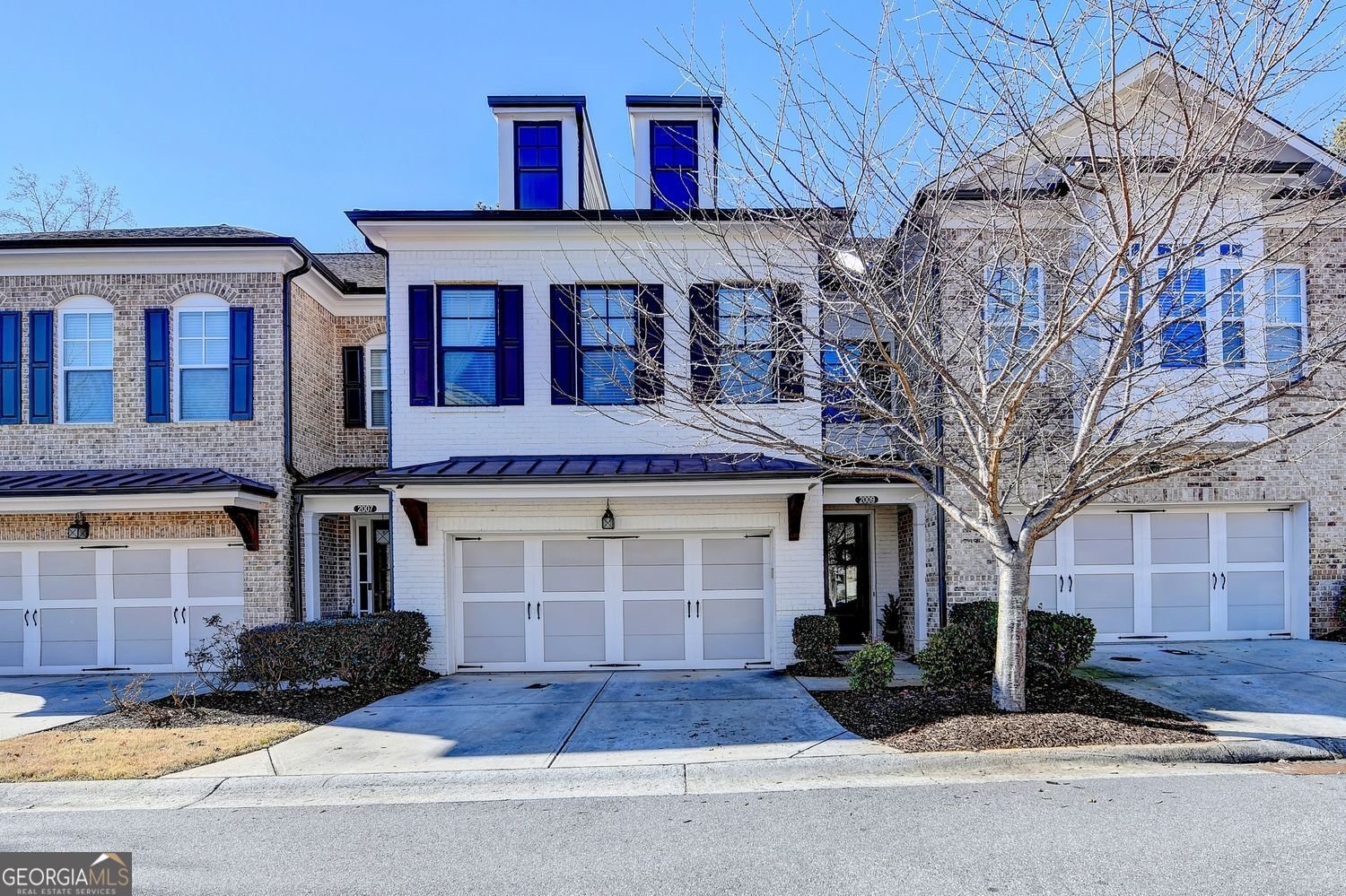 2009 Towneship Trail Roswell - Photo 1