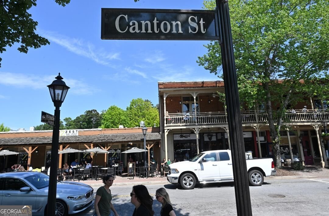 2009 Towneship Trail Roswell - Photo 67