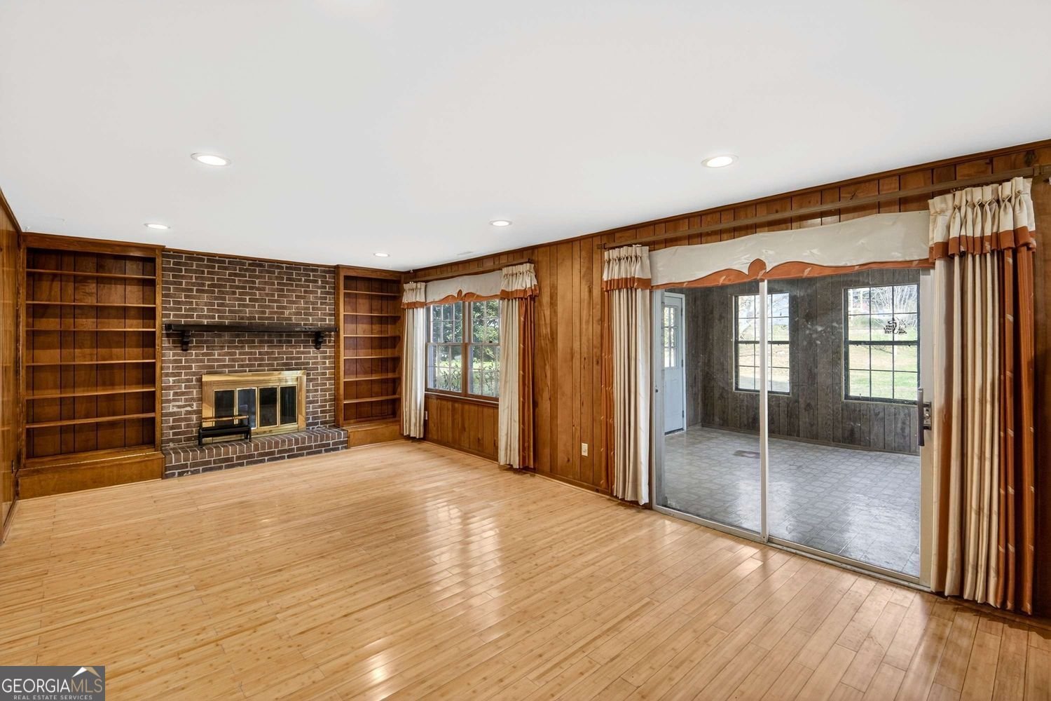 5657 Bob White Circle Lilburn - Photo 14