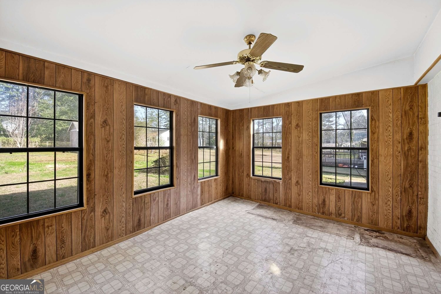 5657 Bob White Circle Lilburn - Photo 16