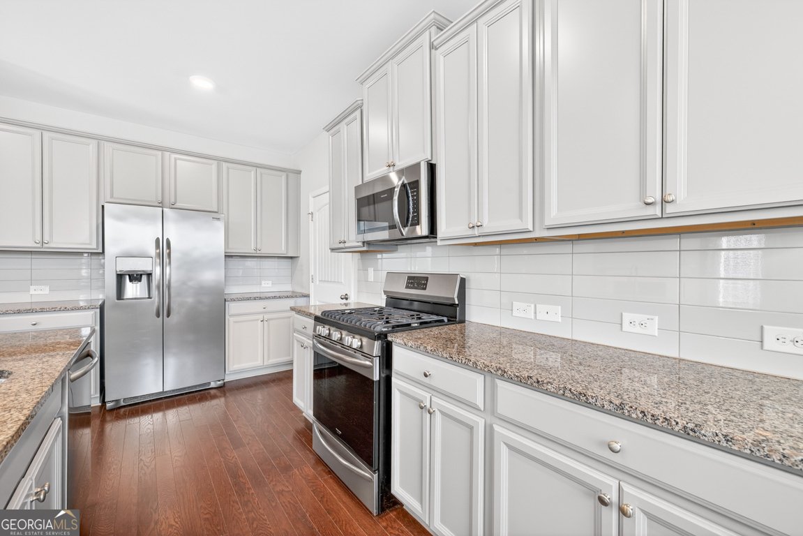 2405 Boxwalking Court Cumming - Photo 10