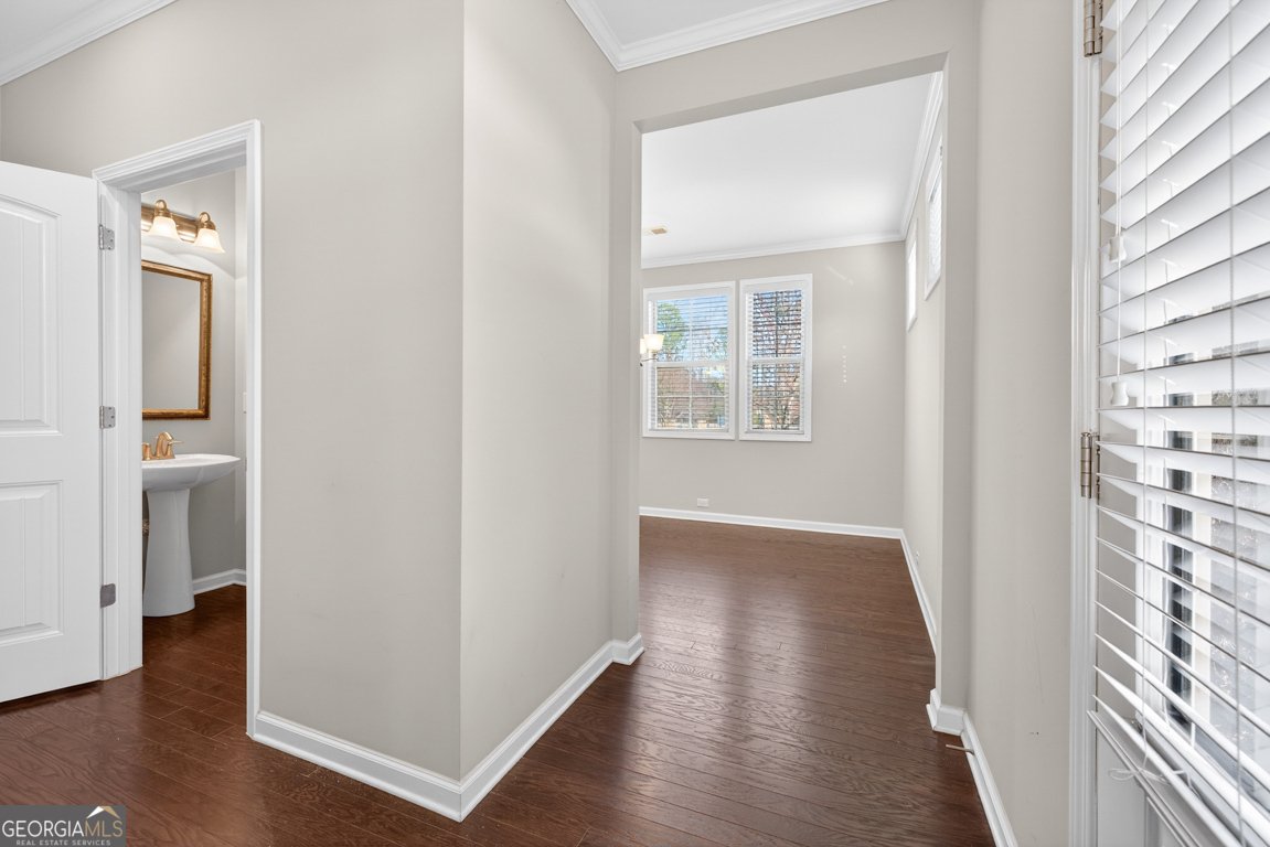 2405 Boxwalking Court Cumming - Photo 17