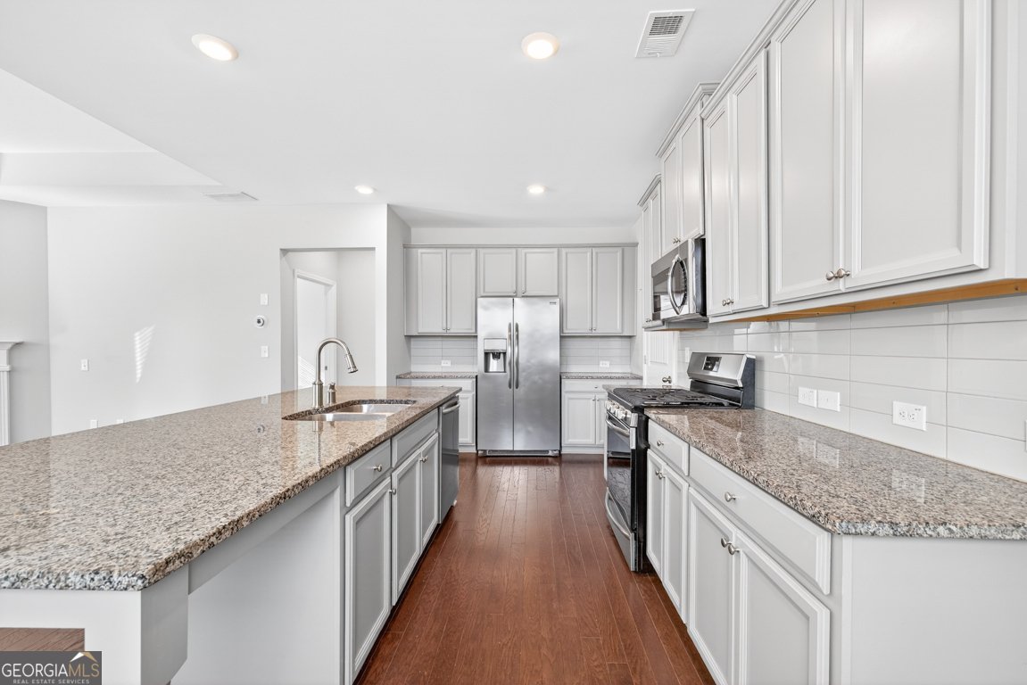 2405 Boxwalking Court Cumming - Photo 9