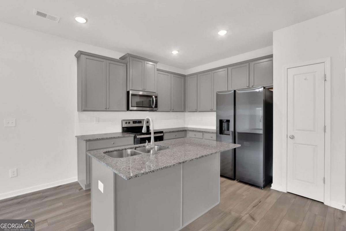 59 Regent Park Hoschton - Photo 11