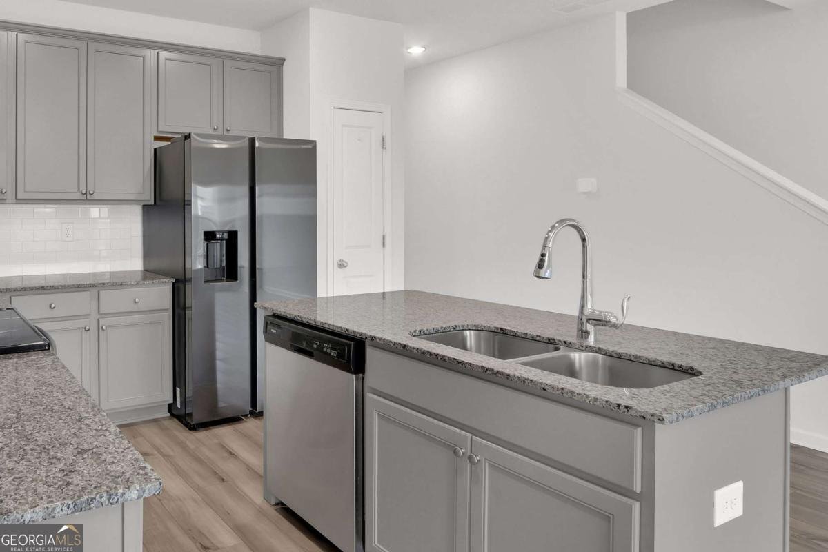 59 Regent Park Hoschton - Photo 15