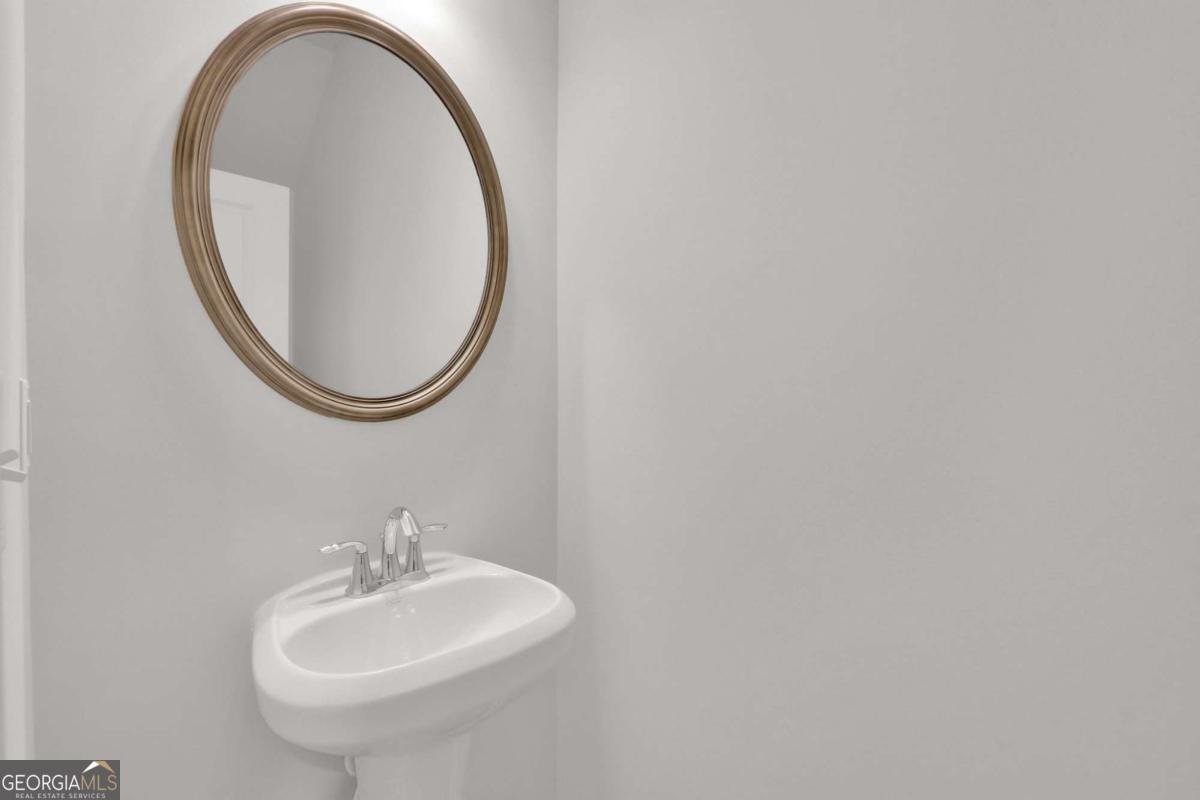 59 Regent Park Hoschton - Photo 6