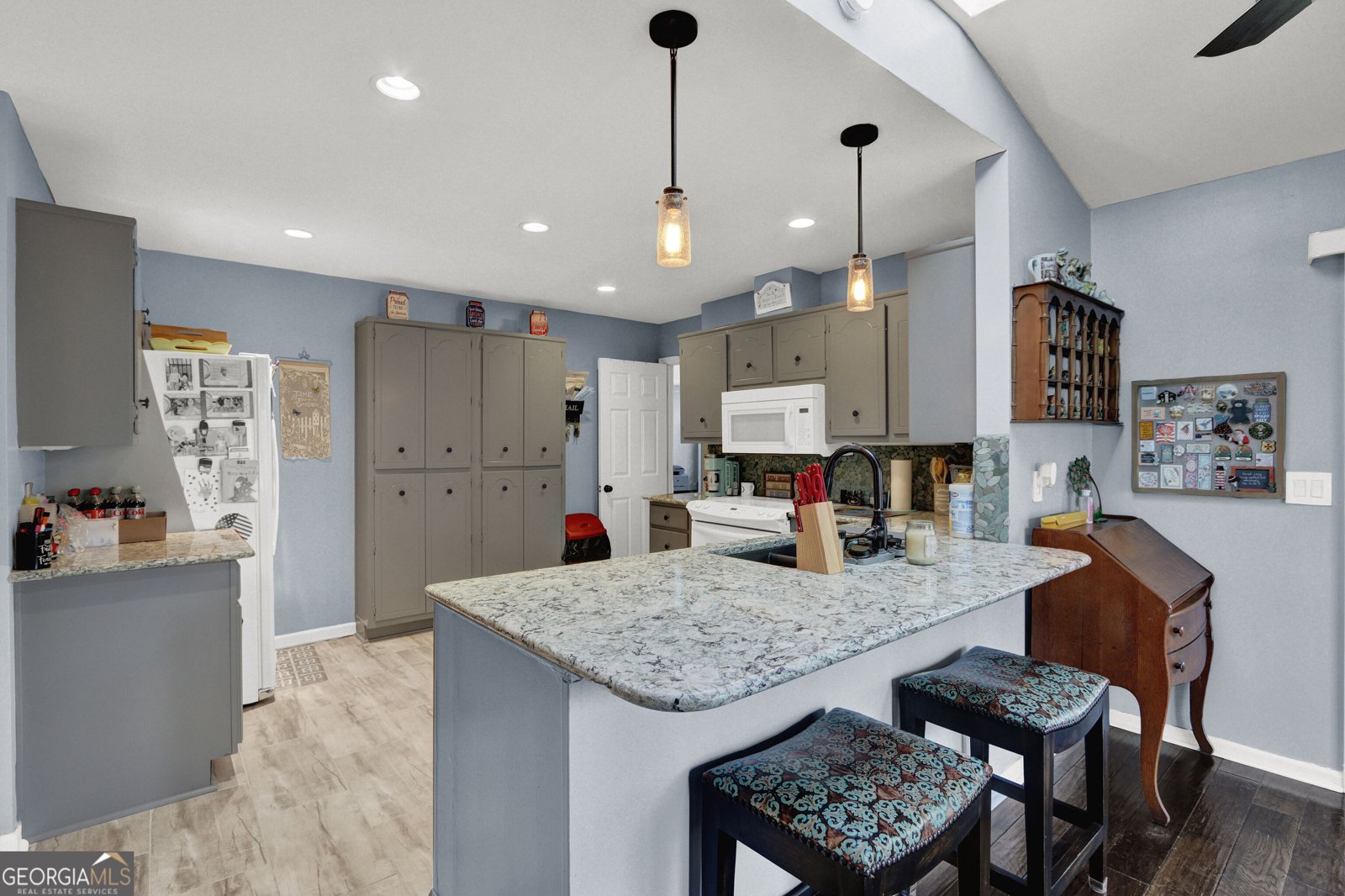 1474 Lakeshore Circle Gainesville - Photo 16