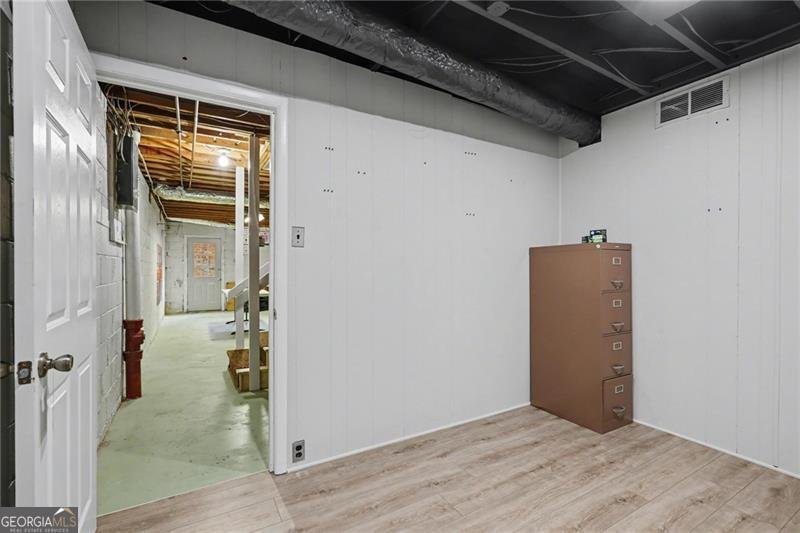 1679 Kellogg Springs Drive Atlanta - Photo 32