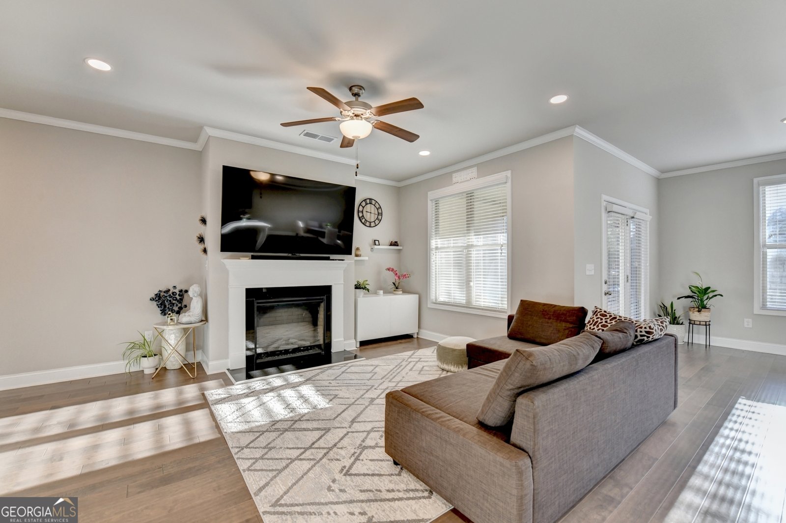 2230 Manor Pointe Drive Cumming - Photo 7