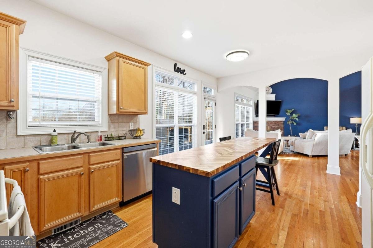 5745 Charleston Lane Cumming - Photo 8