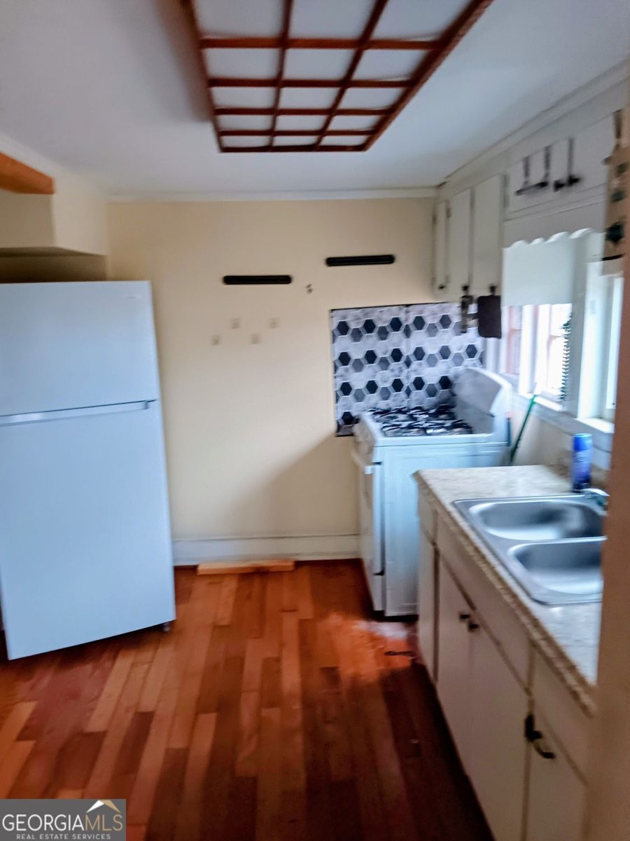 406 Brookwood Drive Thomaston - Photo 19