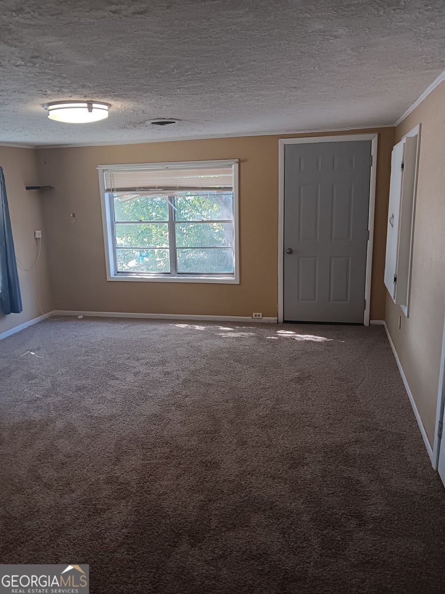 406 Brookwood Drive Thomaston - Photo 6