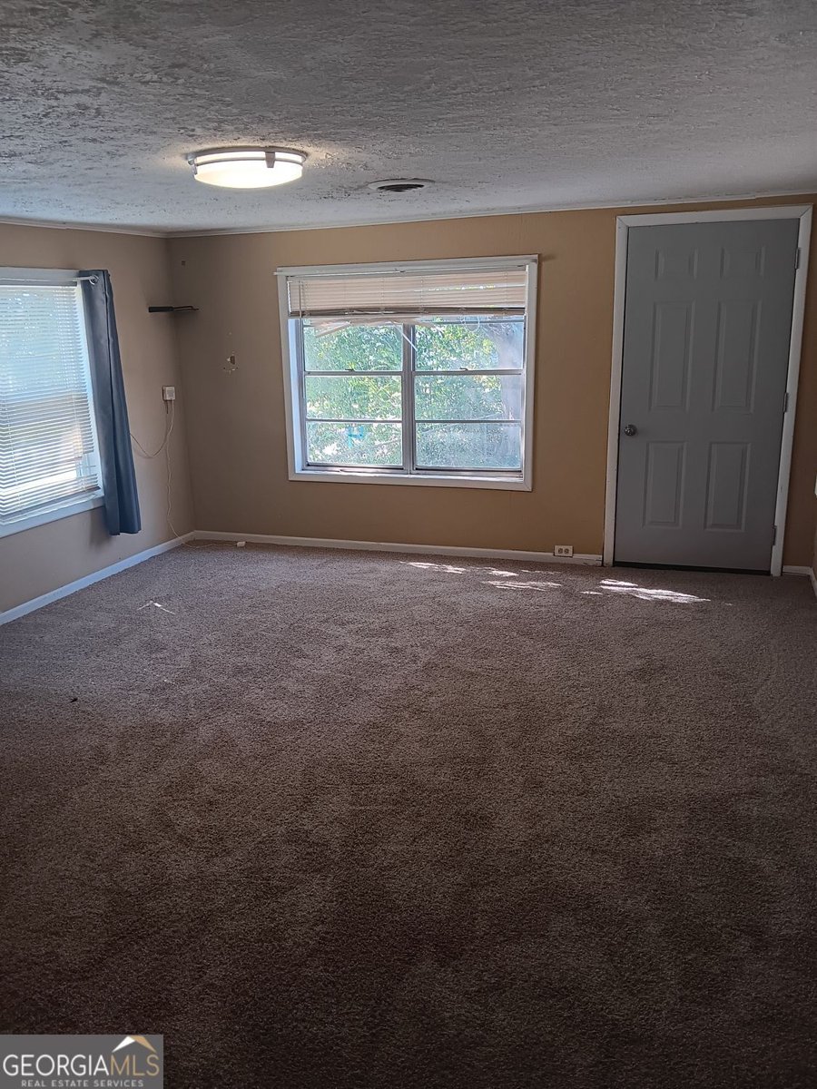 406 Brookwood Drive Thomaston - Photo 9