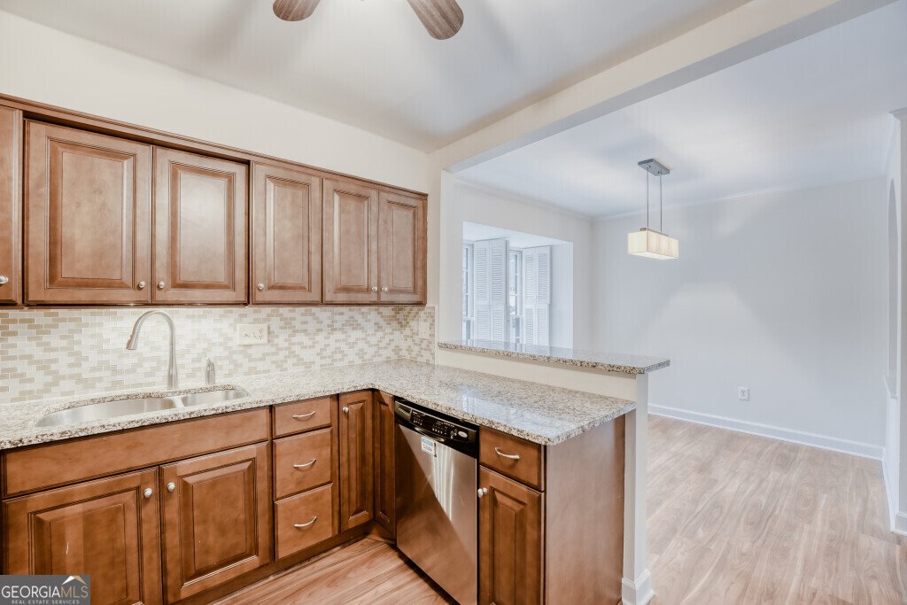 134 Woodmere Square Atlanta - Photo 12