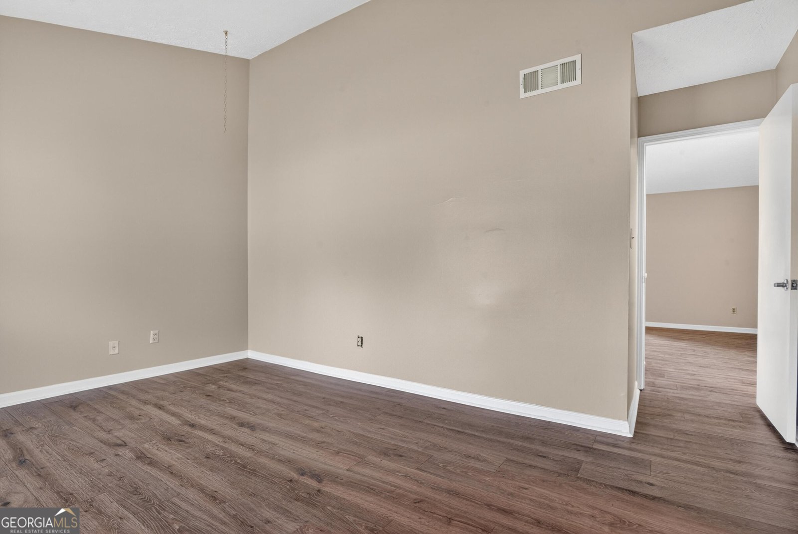 1464 A Ne Pine Log Road Conyers - Photo 10