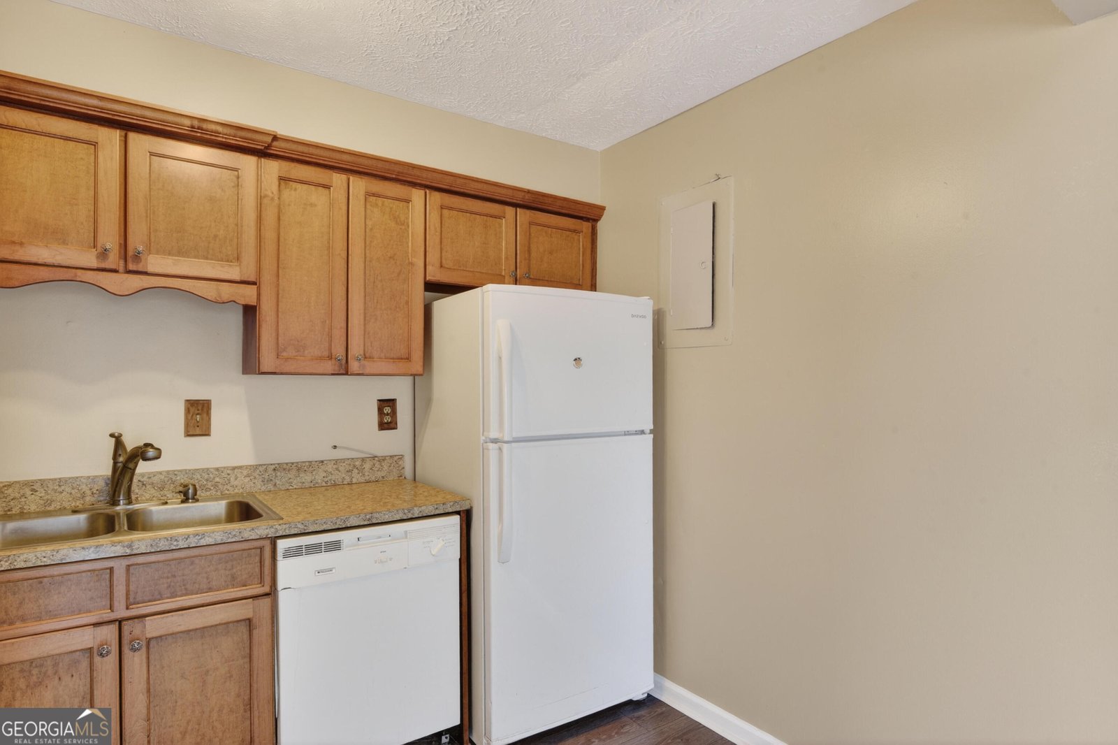 1464 A Ne Pine Log Road Conyers - Photo 16