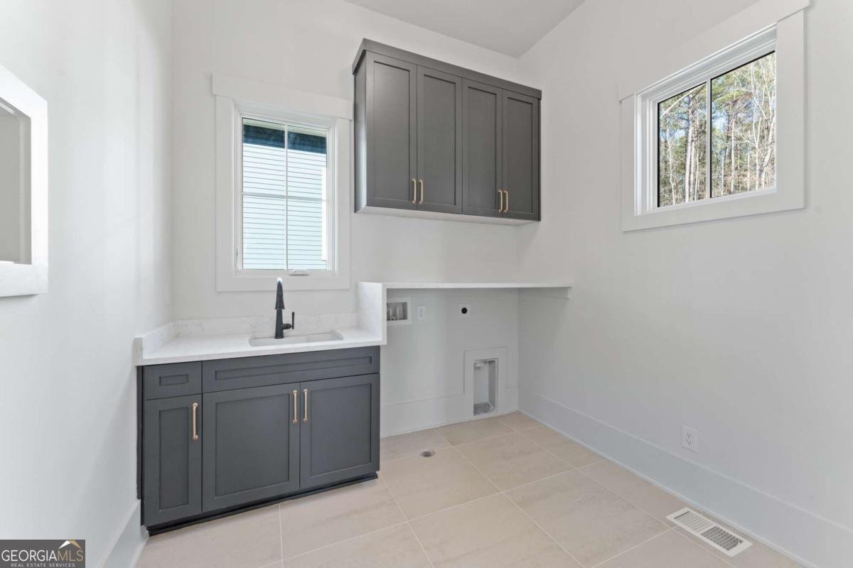 1090 Lupo Loop Chattahoochee Hills - Photo 9