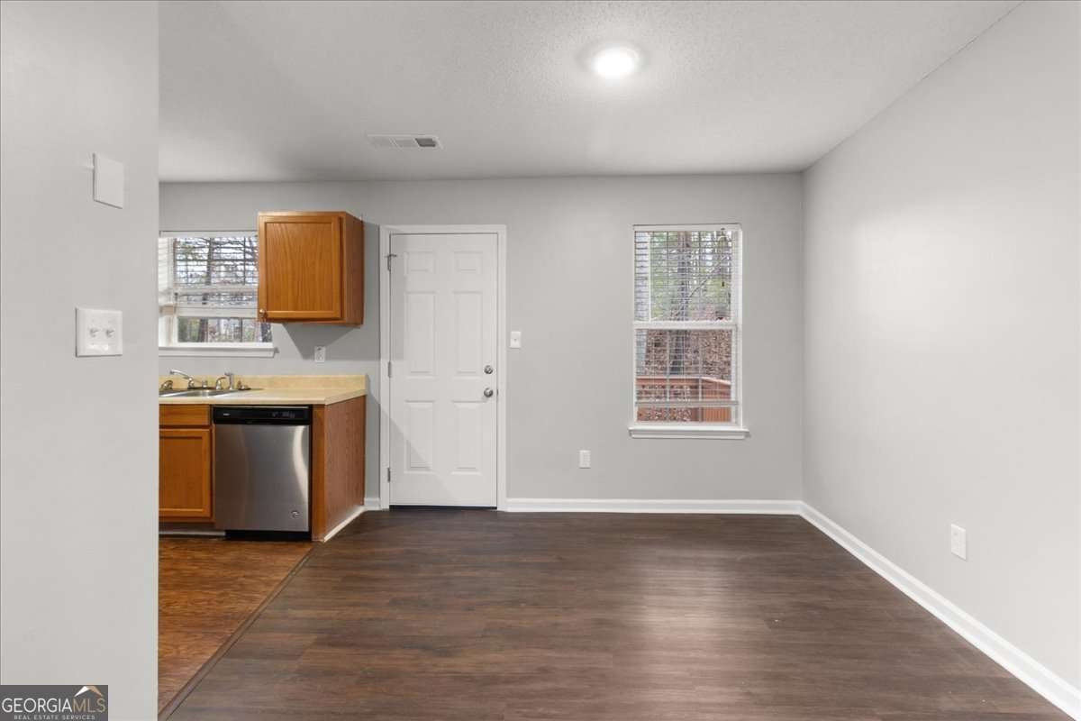 4319 Caroline Court Douglasville - Photo 9